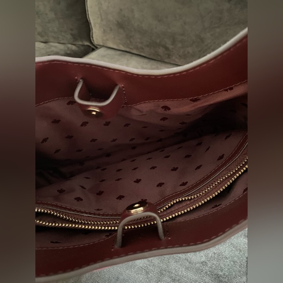 BNWT | Kate Spade “Aster” Shoulder Bag in Deep Cardinal & Stars Canvas Pouch - Picture 5 of 10